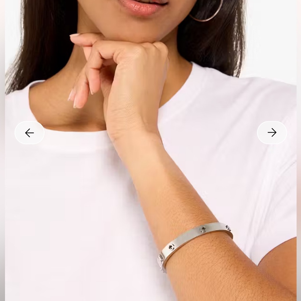 Kate Spade Spot The Spade Studded Hinged Bangle Silver NWT - Picture 2 of 7